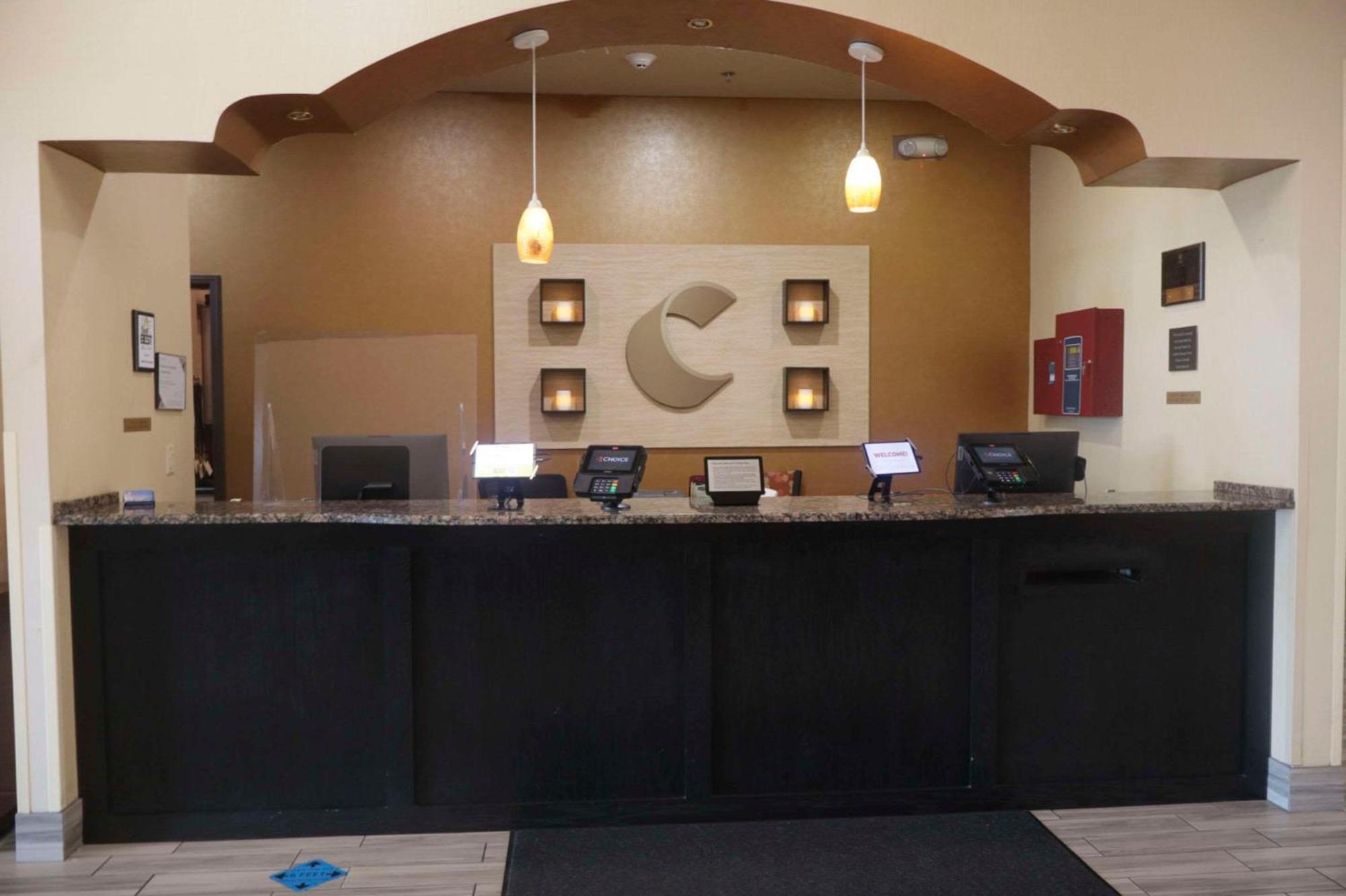 Comfort Inn & Suites Burnet Bagian luar foto